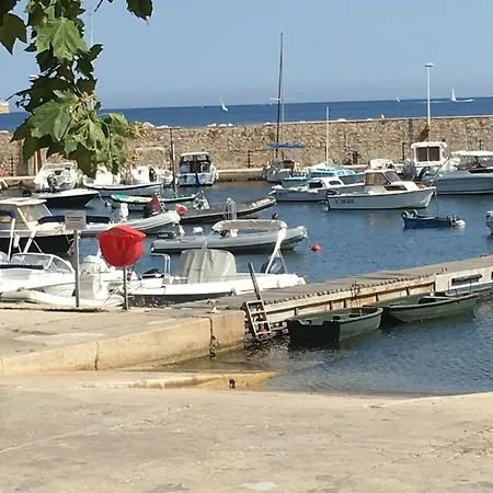 Goeland 3, Classe Climatise, Wifi, Terrasses Petite Vue Laterale Au 3 Eme Etage Sans Ascenseur *
