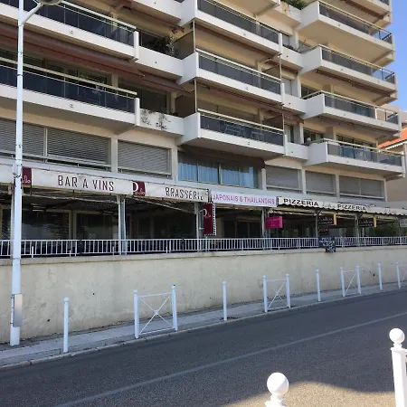 Goeland 3, Classe Climatise, Wifi, Terrasses Petite Vue Laterale Au 3 Eme Etage Sans Ascenseur Appartement Toulon