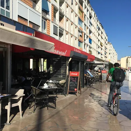 Goeland 3, Classe Climatise, Wifi, Terrasses Petite Vue Laterale Au 3 Eme Etage Sans Ascenseur Appartement
